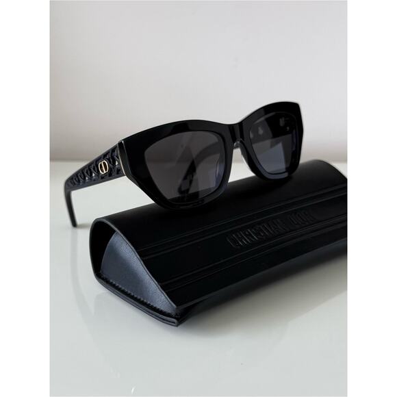 NEW!!! Christian Dior women sunglasses VeryDior S2I 10A0 Authentic main image 5
